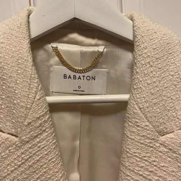 Blazer - Picture 2 of 3